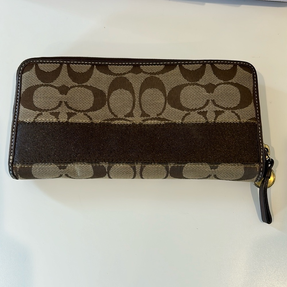 Coach wallet